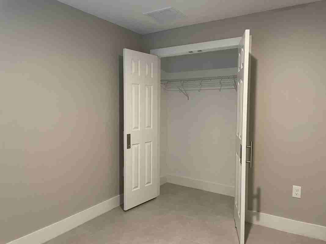 7827 Pinehurst Dr - Photo 4 of 8