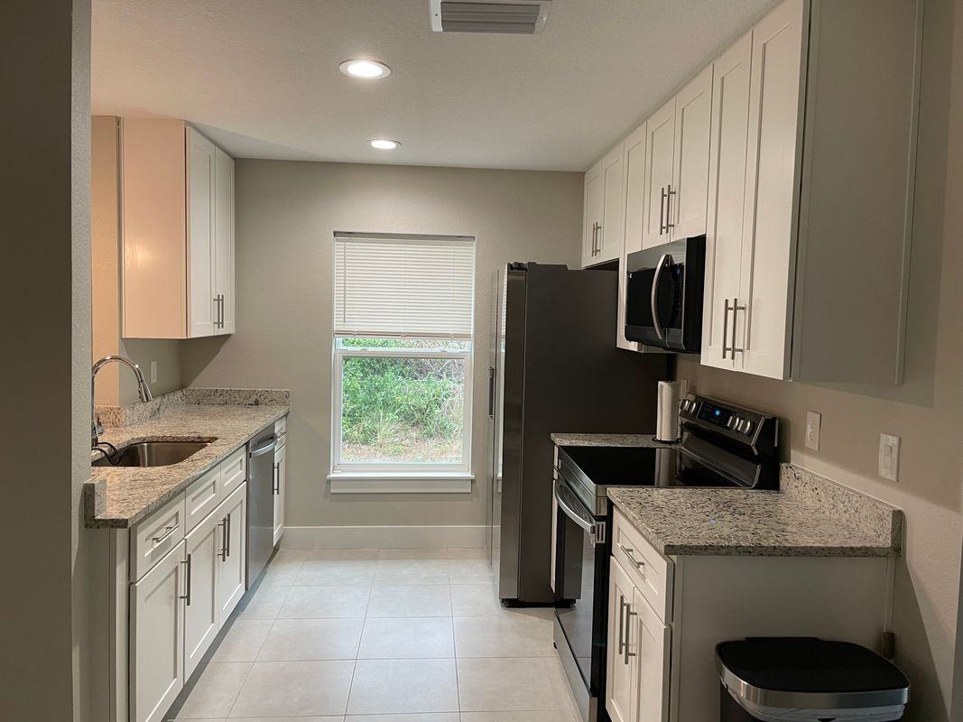 7827 Pinehurst Dr - Photo 7 of 8