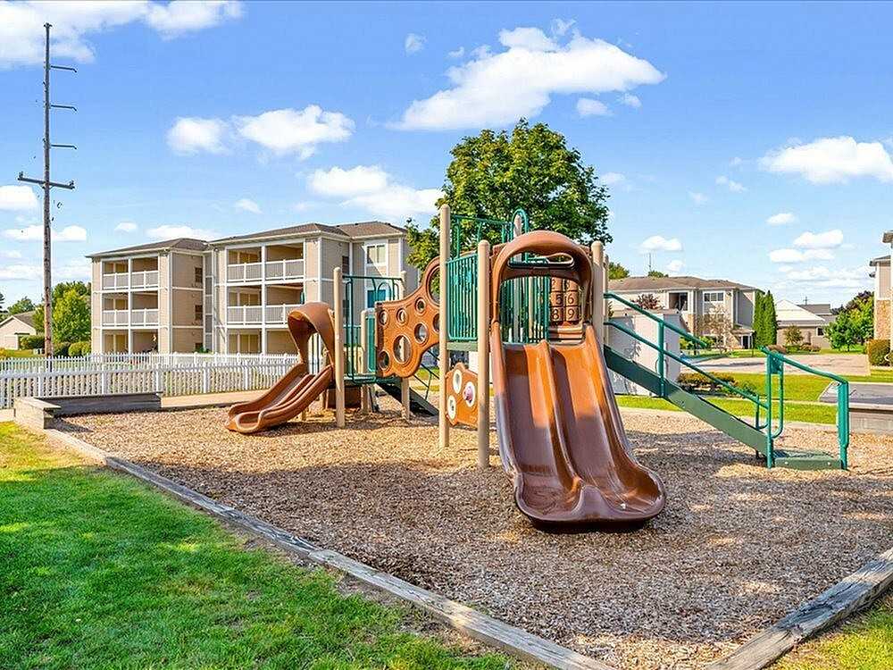 Timberview - Photo 7 of 50