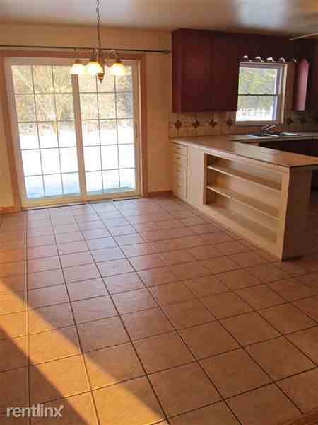 16631 E Augusta Dr - Photo 3 of 9