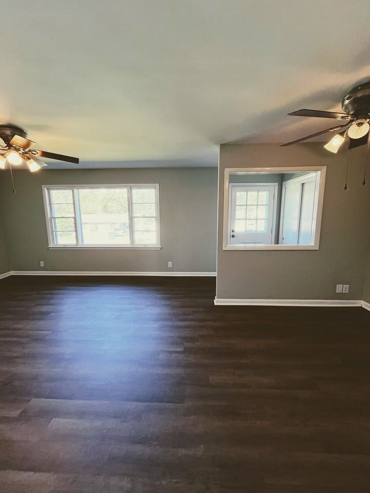 925 Oleander Dr #NA - Photo 4 of 39