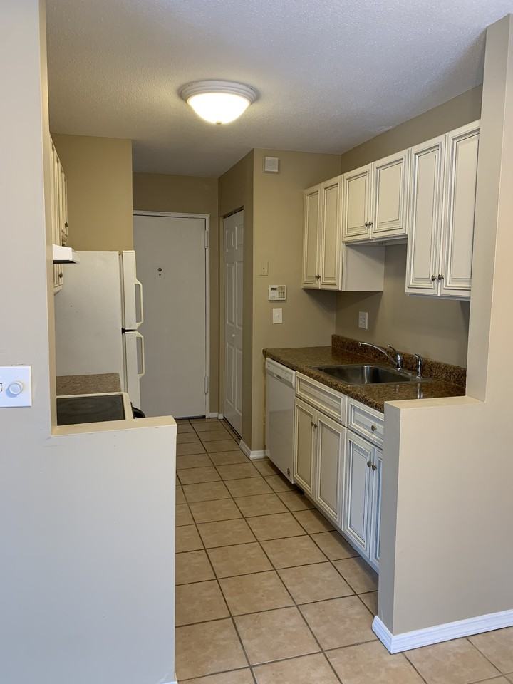 57 Balance Rock Rd #14 - Photo 3 of 15