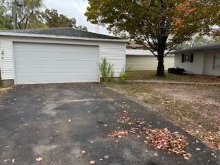 1325 Crystal Ct #NA - Photo 3 of 14