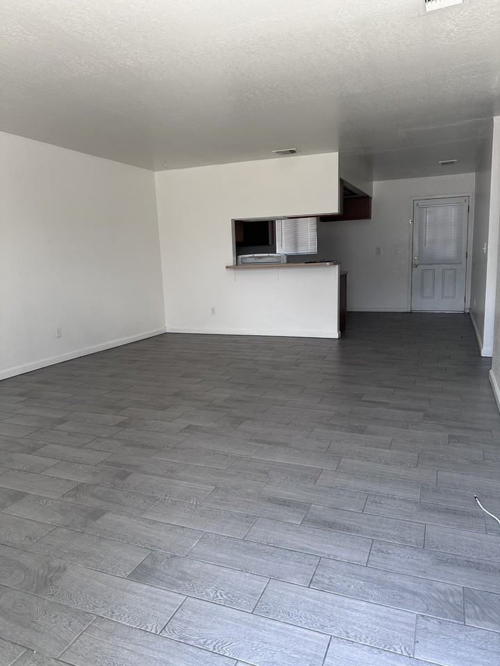 16025 Chehalis Rd #3 - Photo 3 of 7