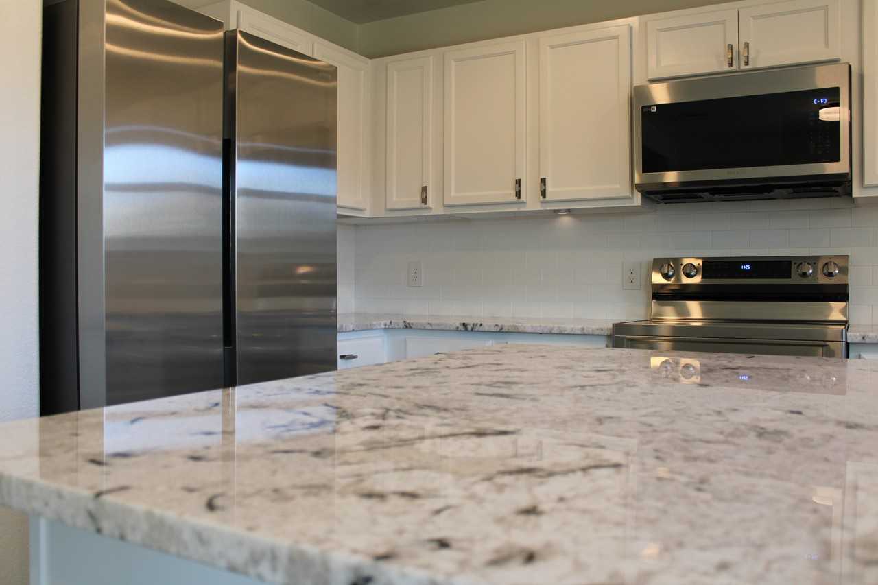 916 Watson Way #2ndARY - Photo 4 of 38