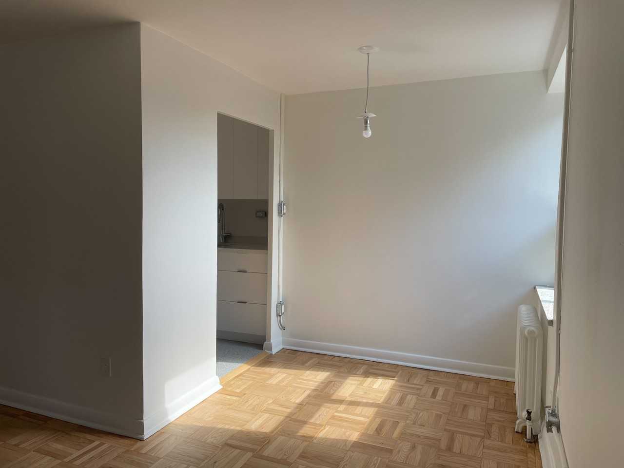 Caledonia Rd & Eglinton Ave W - Photo 3 of 9