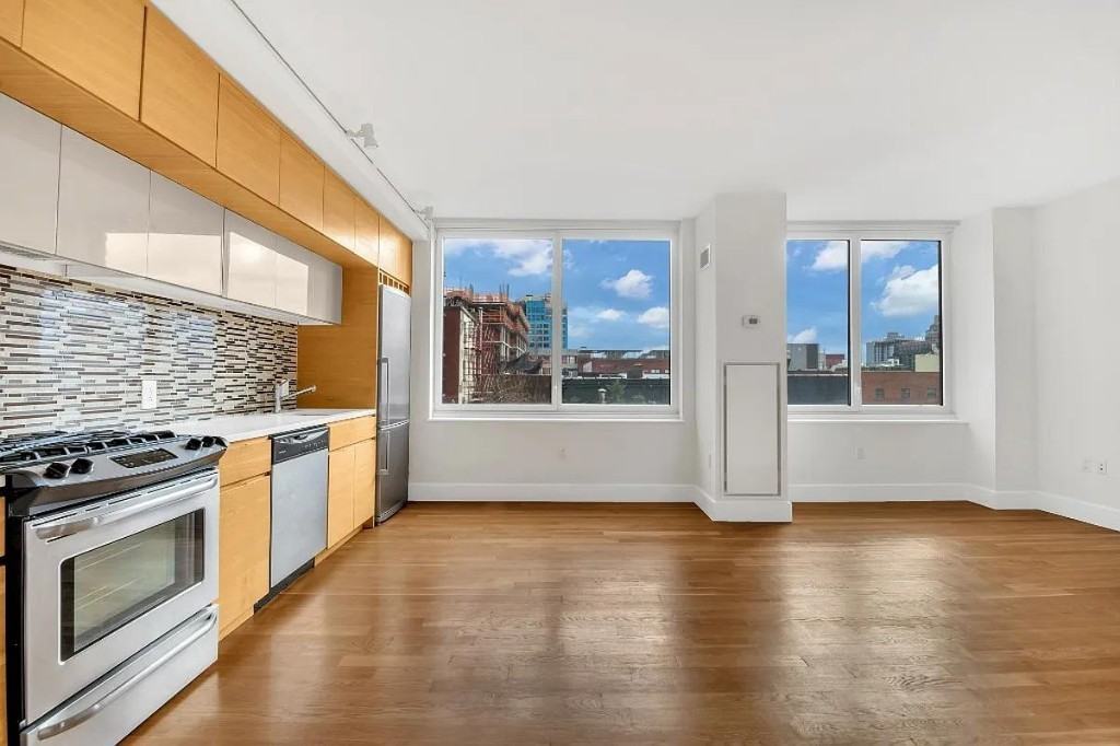 4th Ave #4J - Photo 2 of 14