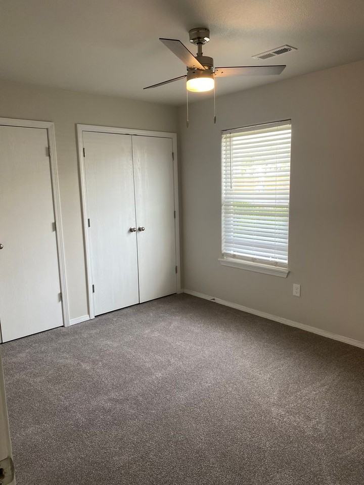 The Ridges at Bentonville - Photo 5 of 26