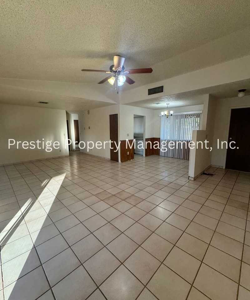 7105 N Northlight Dr - Photo 3 of 23