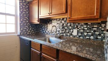 featured image of 5112 Jamieson Ave