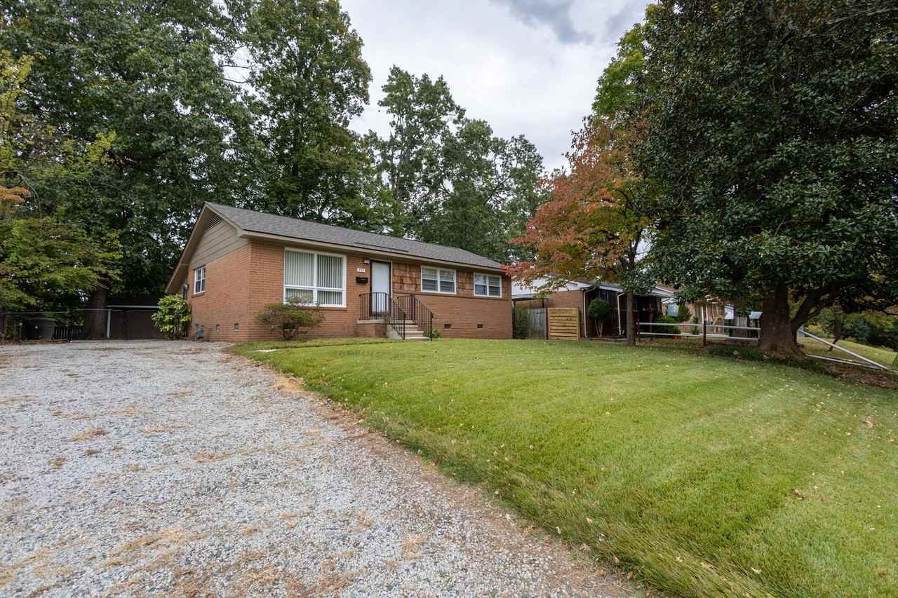 711 Mobile St - Photo 2 of 21