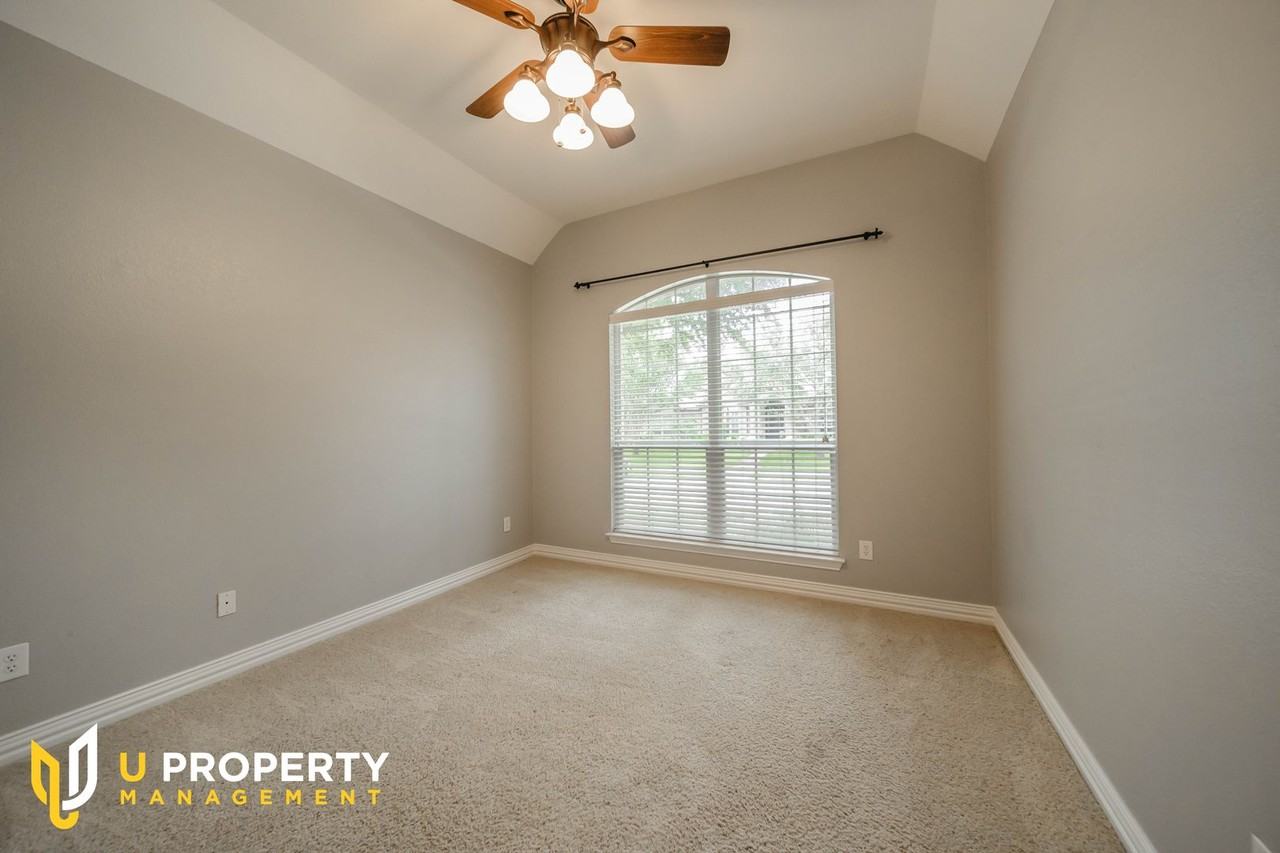 2194 Angel Falls Dr - Photo 7 of 43