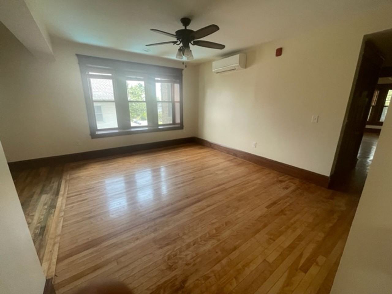 The Jewel of Pine Street - Photo 3 of 22