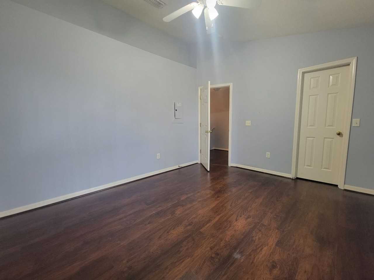 10934 Black Swan Ct - Photo 7 of 18