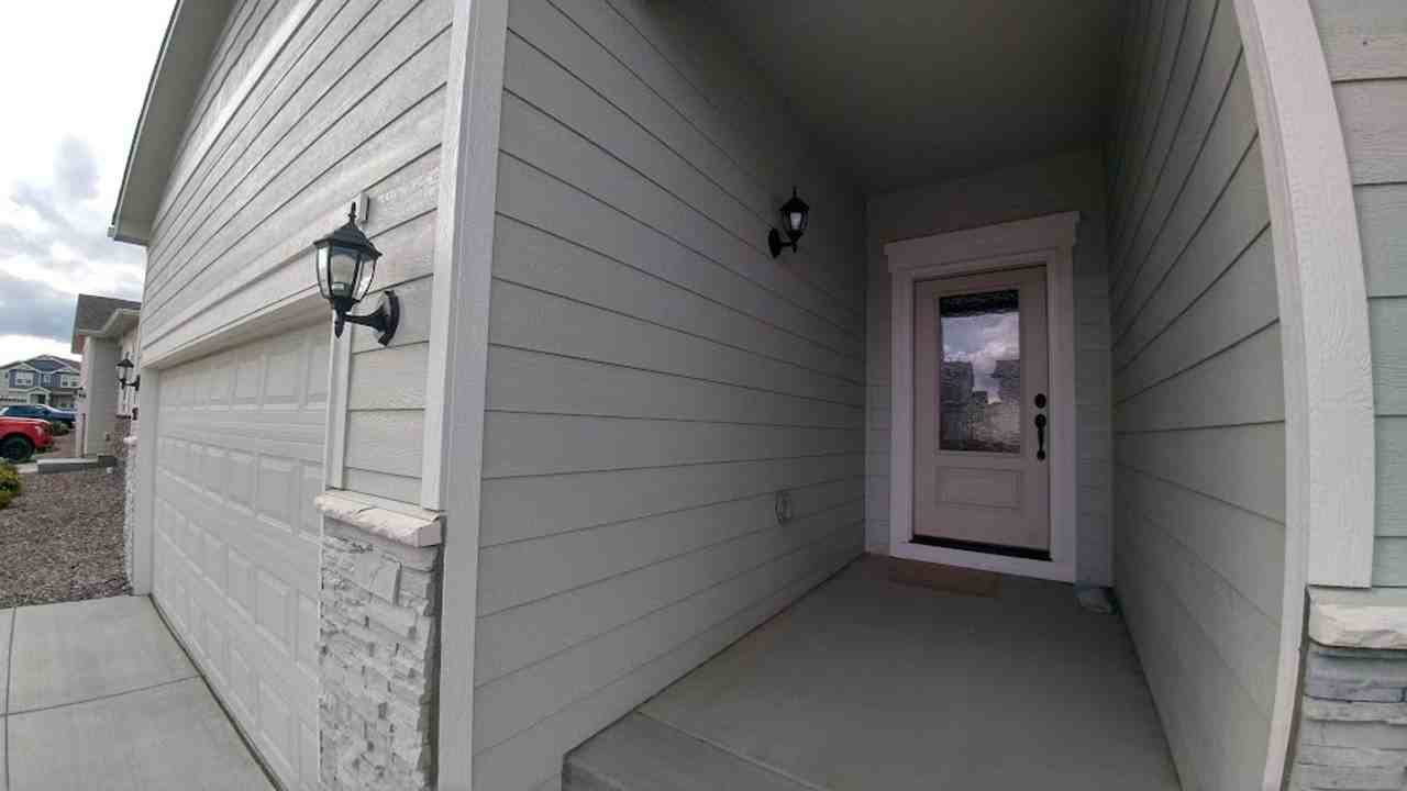 2299 Murray St - Photo 2 of 23