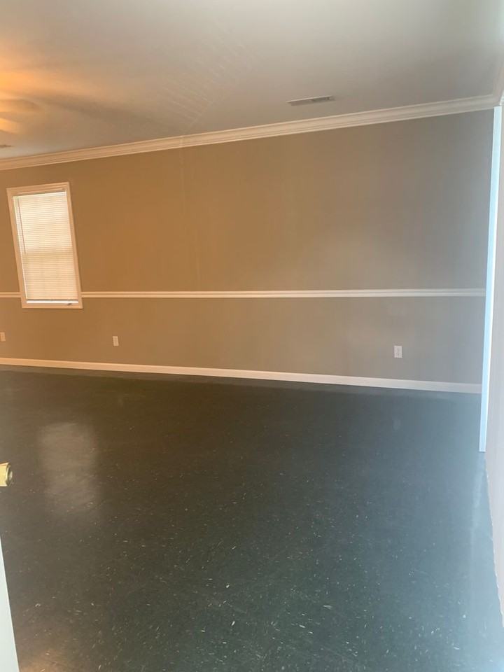 1200 S Spring St - Photo 3 of 28