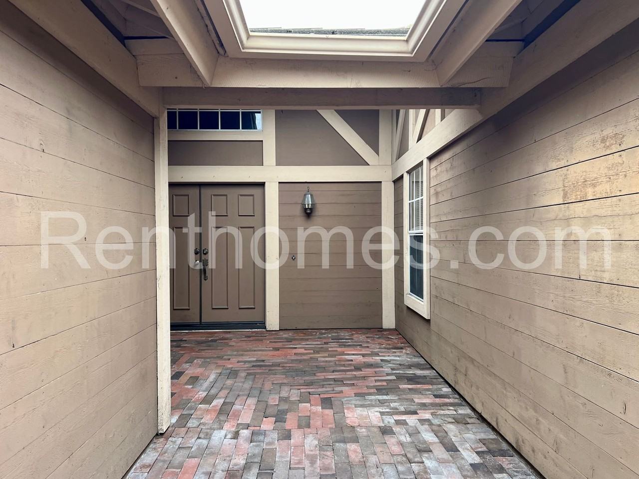 10594 Dabney Dr - Photo 2 of 24