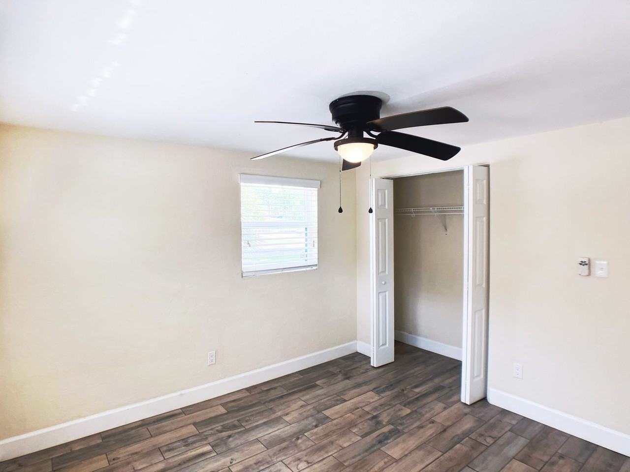 911 Sw 5th Ave - Photo 6 of 11