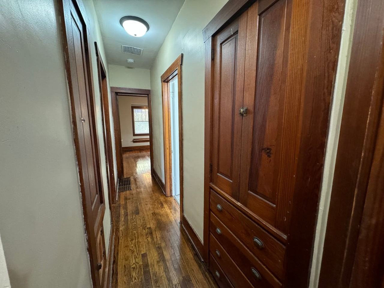 1906 11th Avenue A - Photo 7 of 33