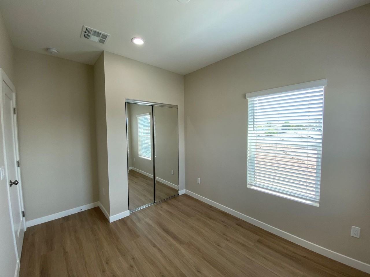 5320 E Falls View Dr - Photo 7 of 18