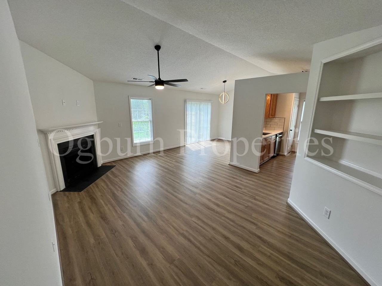 3578 Milhaven Rd - Photo 2 of 13