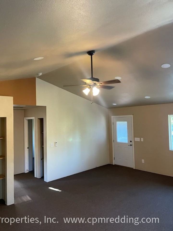 40 Creath St - Photo 3 of 9