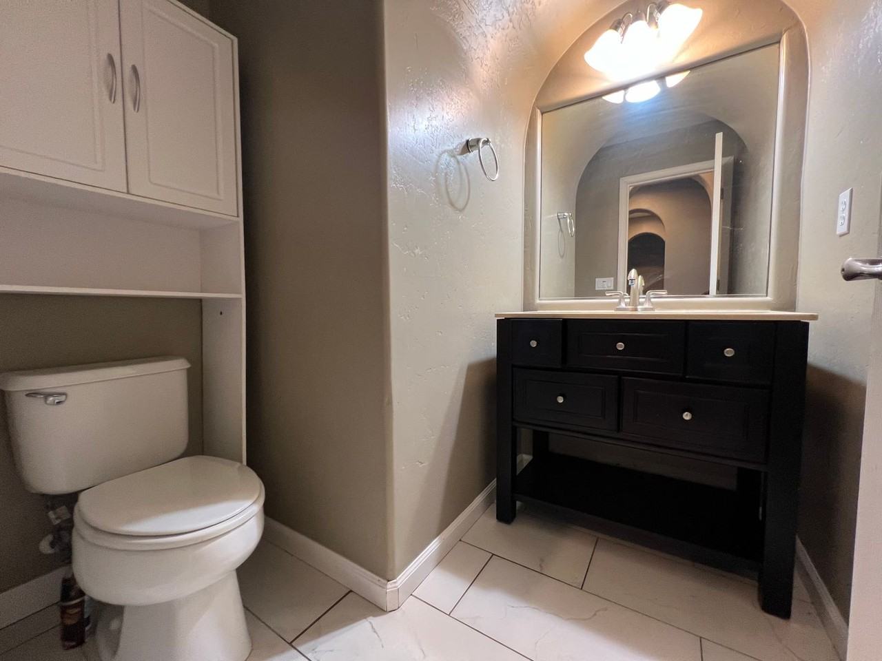 3156 N Applegate Ave - Photo 7 of 21