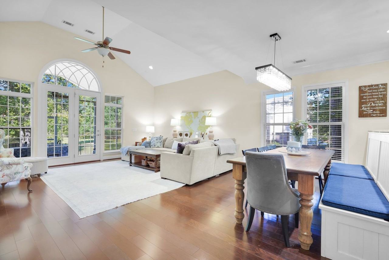 600 Wyndham Way - Photo 2 of 18