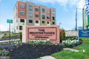 805 Lakeview Ct - Photo 1 of 1