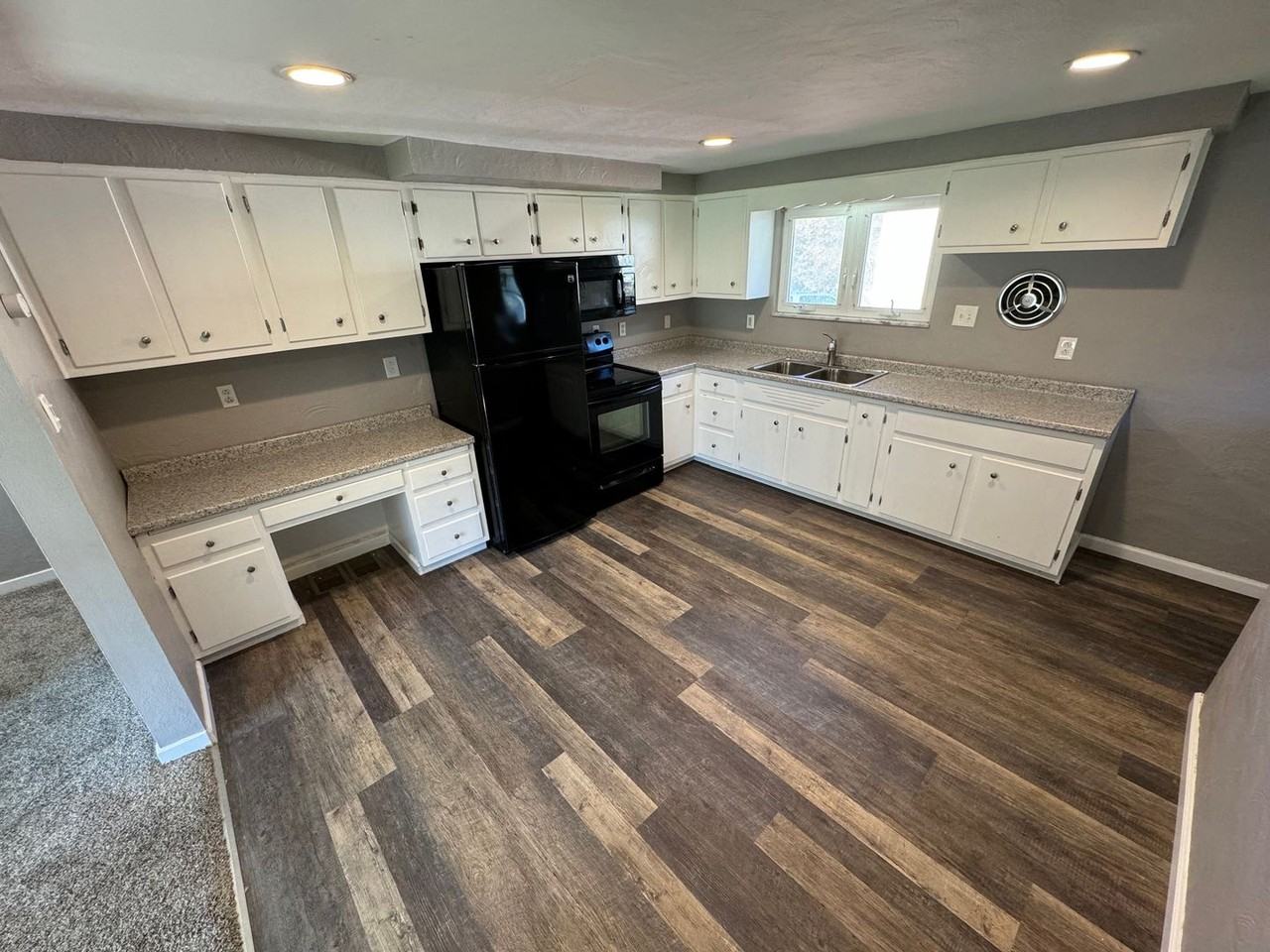520 520 Frencik Street - Photo 2 of 50