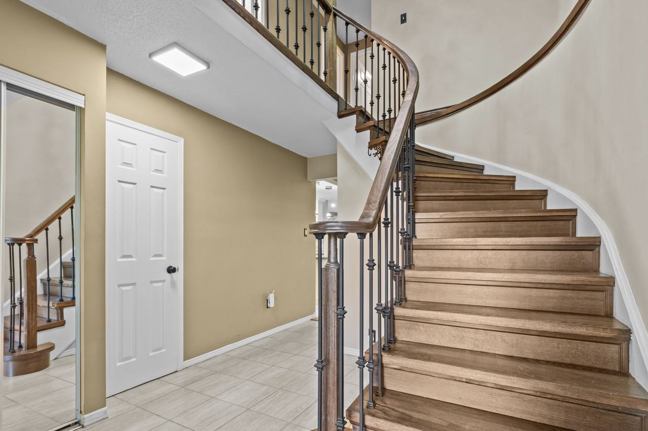 1857 Larksmere Court - Photo 3 of 38