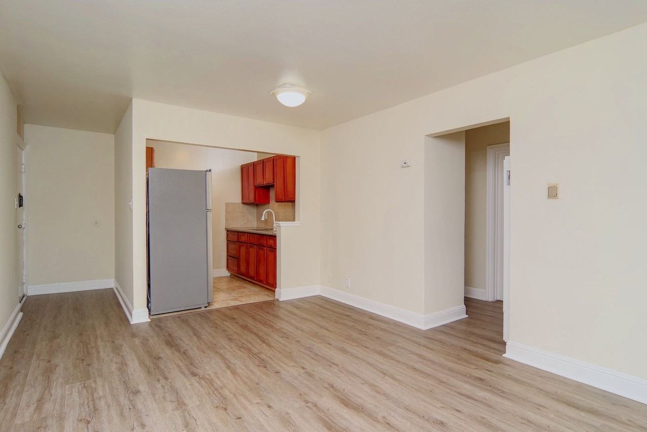 3189-3201 Cadillac Drive - Photo 2 of 16