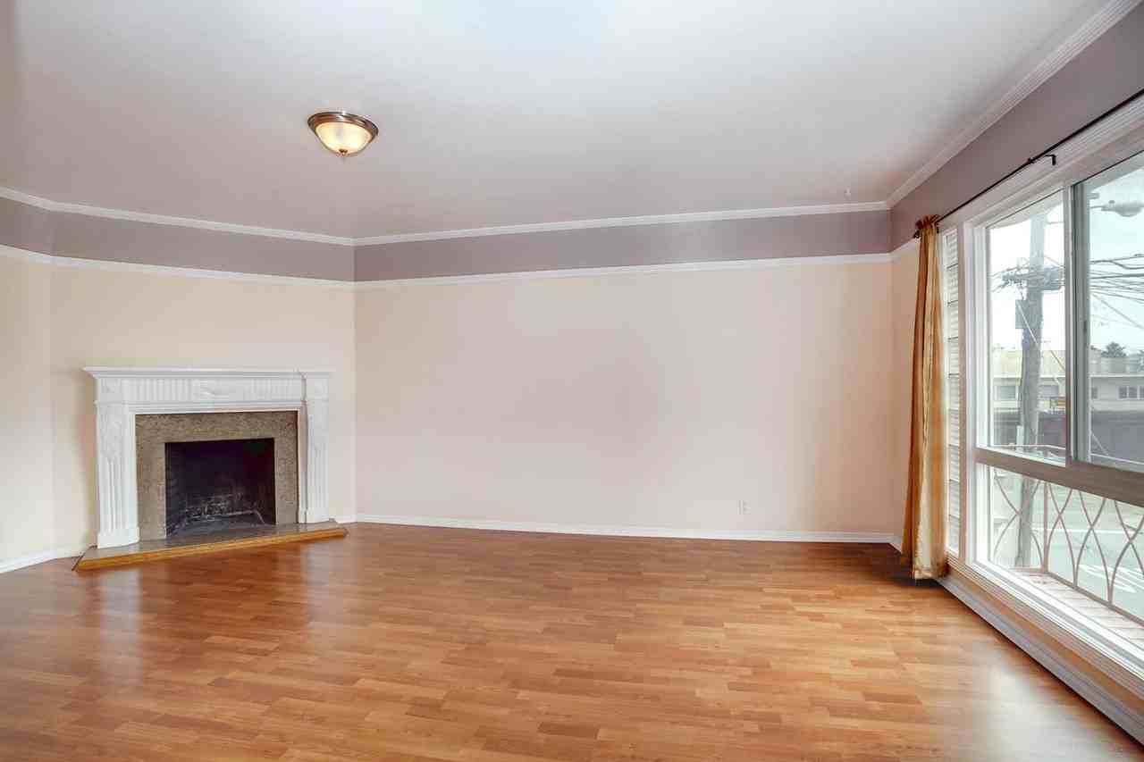 1384 29th Ave - Photo 2 of 4