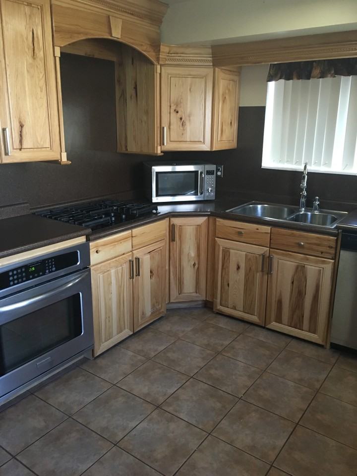 2546 S Blaine Ave - Photo 2 of 17