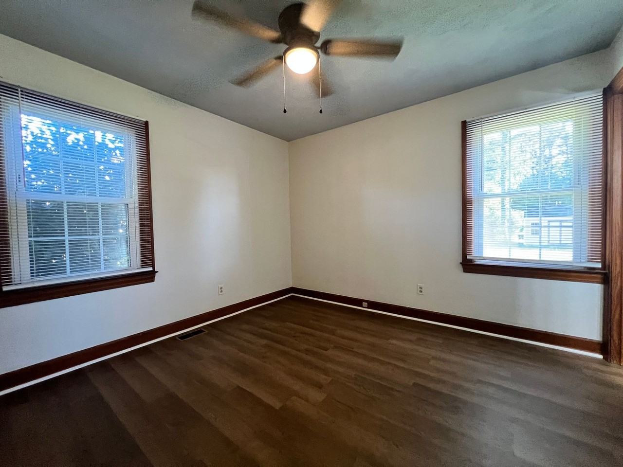 250 Brinkleyville Rd - Photo 2 of 11