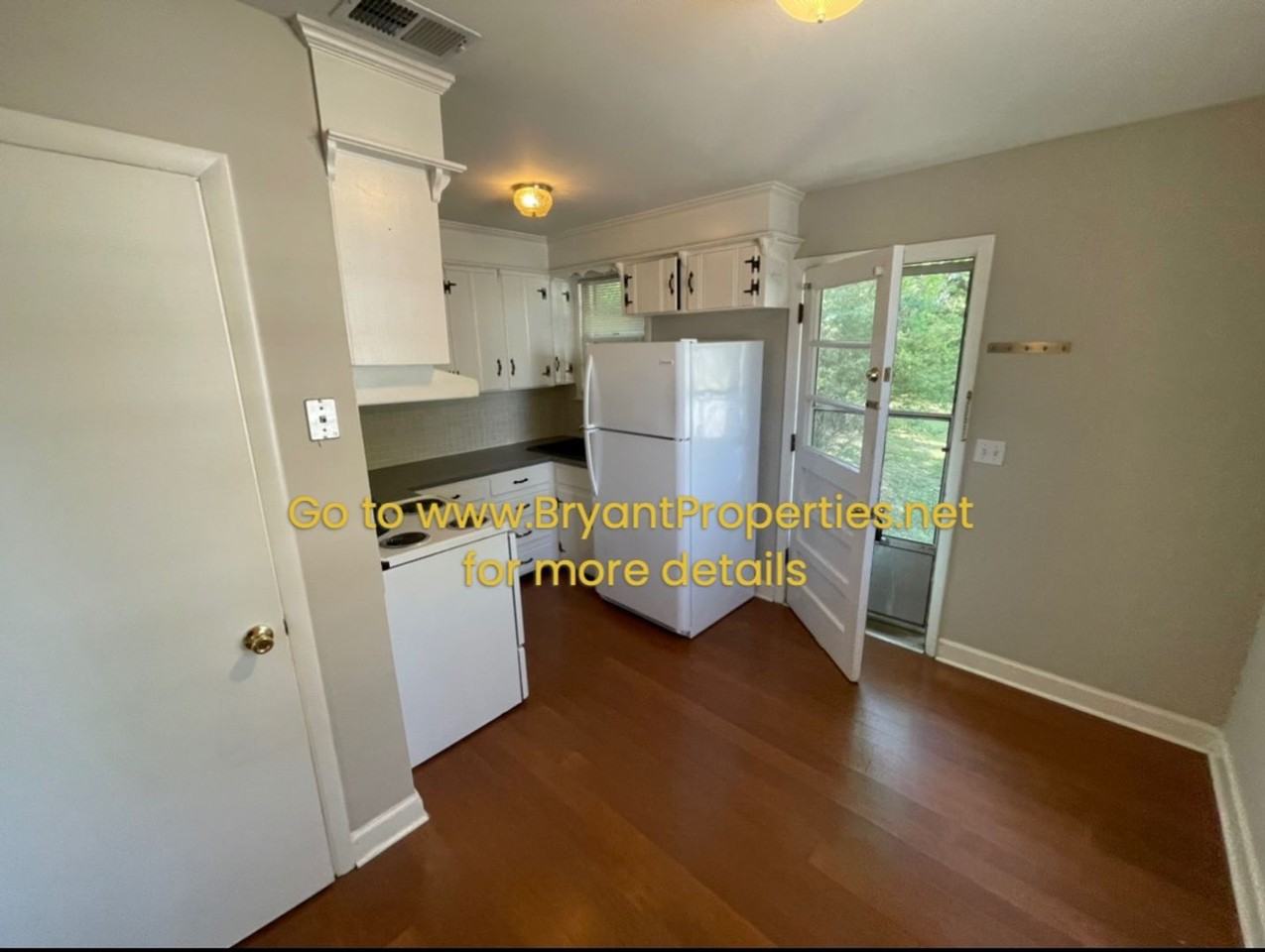 1915B Sweetbriar Ave - Photo 4 of 12