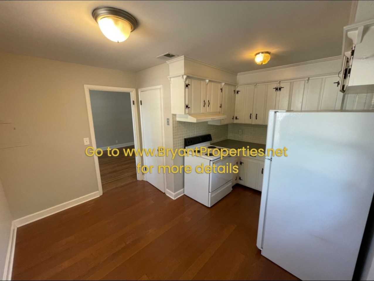 1915B Sweetbriar Ave - Photo 5 of 12