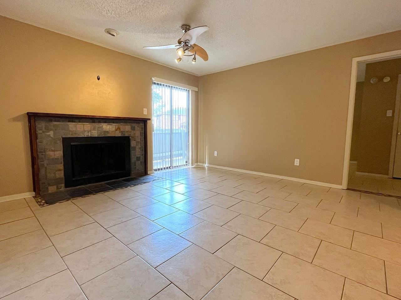 1901 Holleman Dr W #209 - Photo 3 of 15