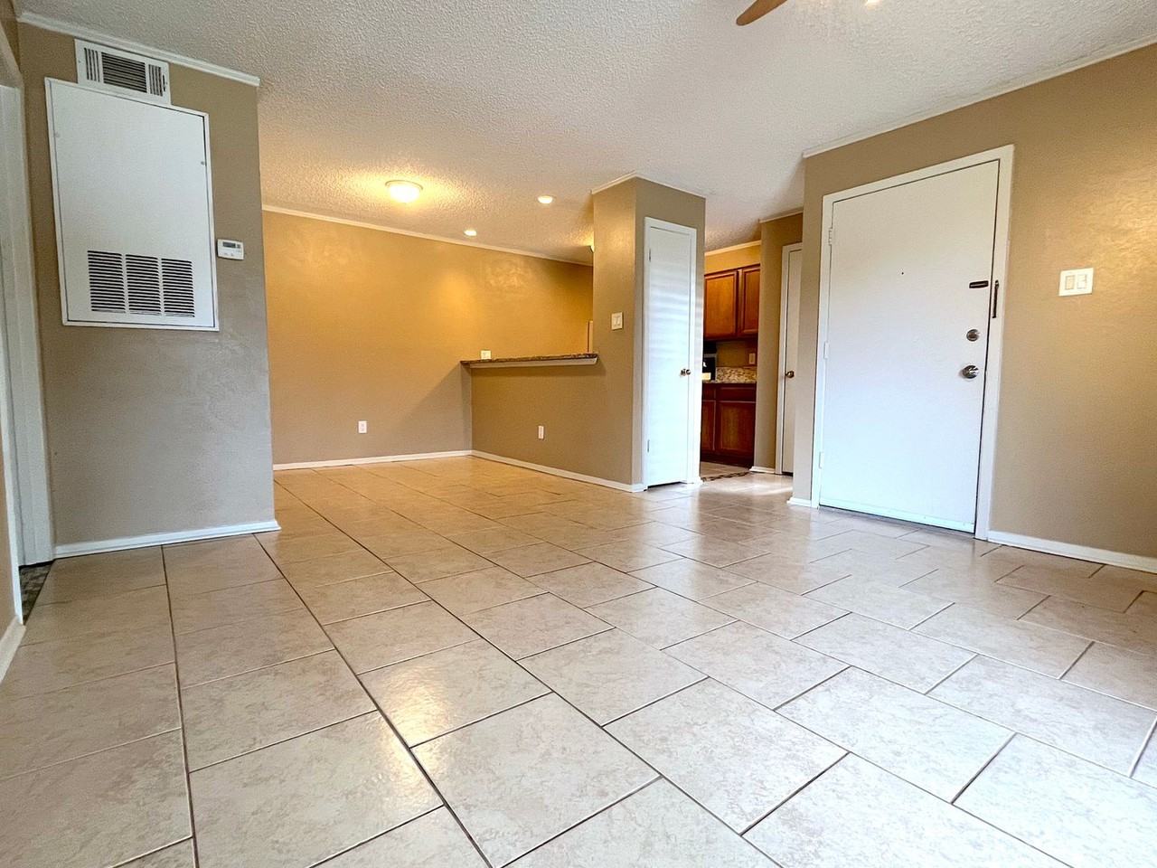 1901 Holleman Dr W #209 - Photo 5 of 15