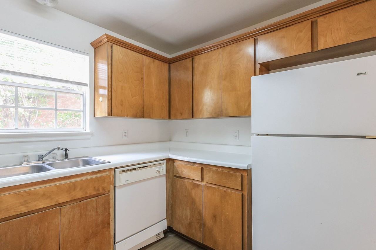 1827 Rawhide Loop - Photo 4 of 23