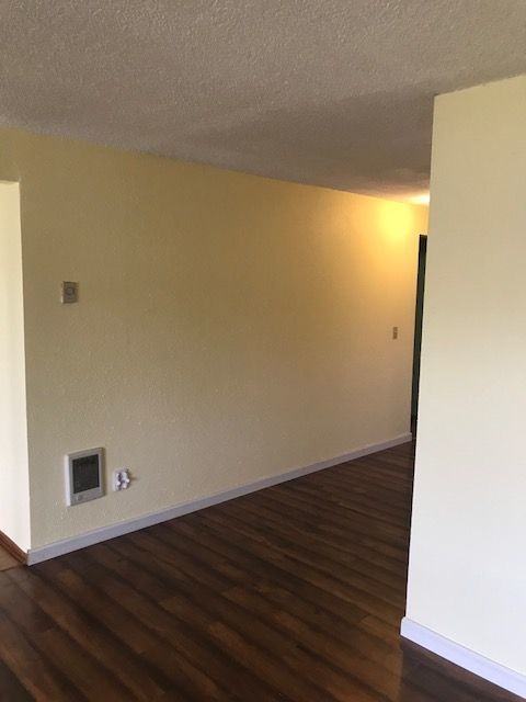 290 Ne Conifer Blvd - Photo 2 of 15