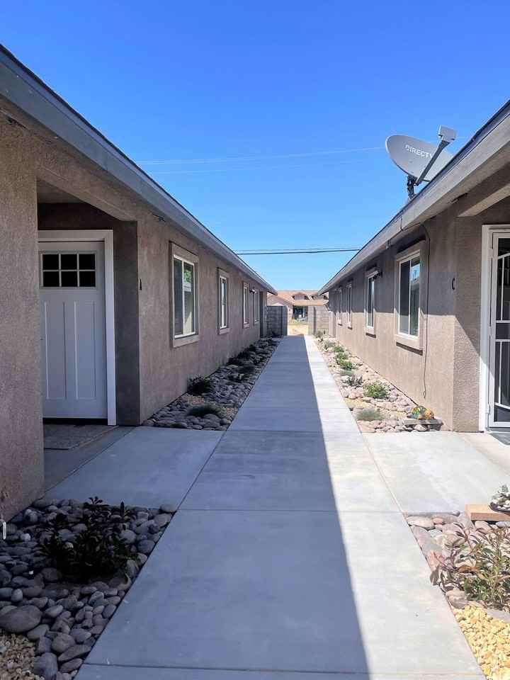 9933 N.Loop Units - Photo 2 of 15