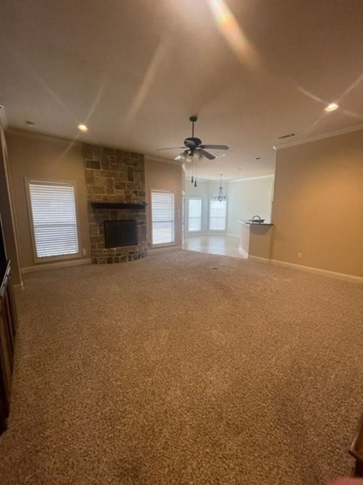 442 Chisholm Trl - Photo 7 of 35