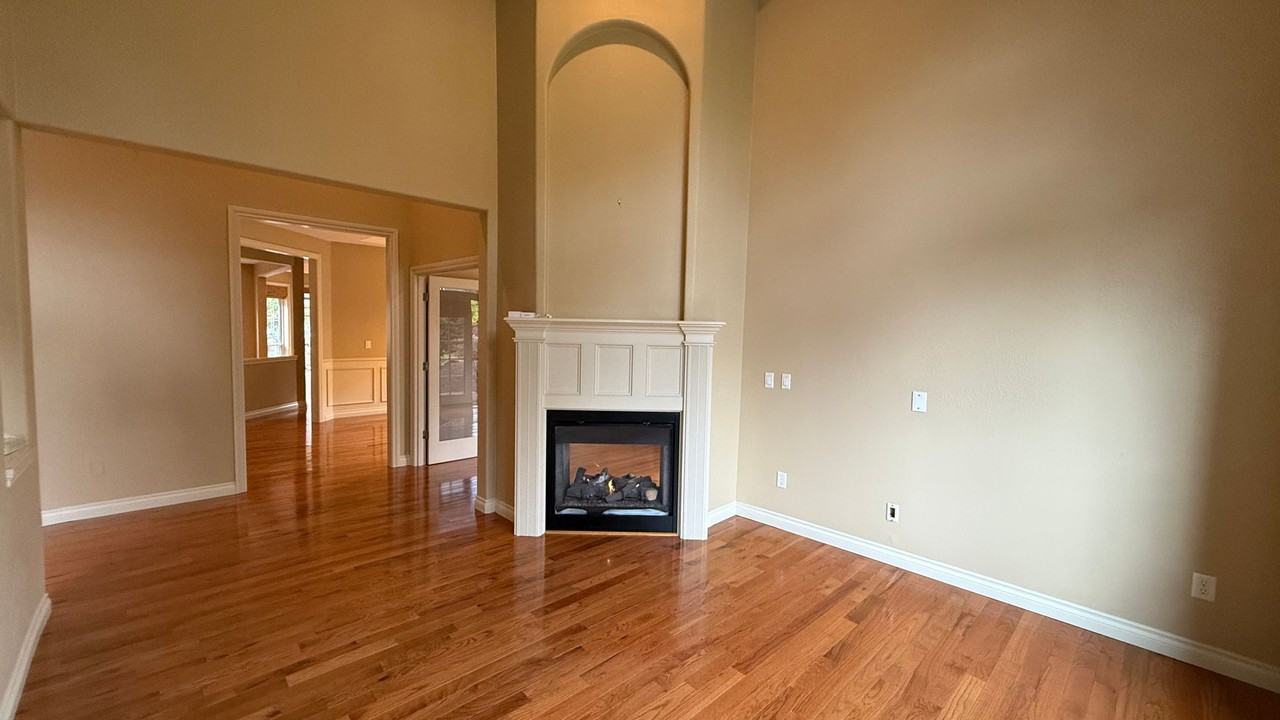 11386 Se Westchester Ave - Photo 5 of 38