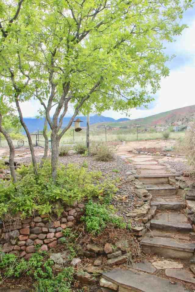5520 Wilson Rd - Photo 3 of 27