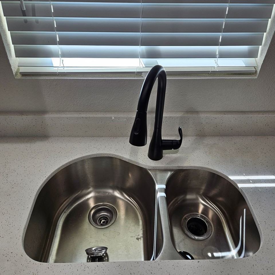 920 E 26th Pl - Photo 6 of 30