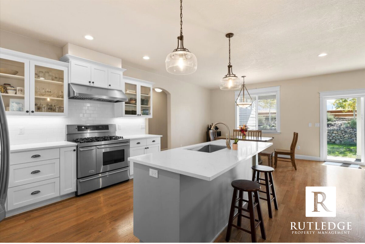 172 Willow Springs Dr - Photo 4 of 22