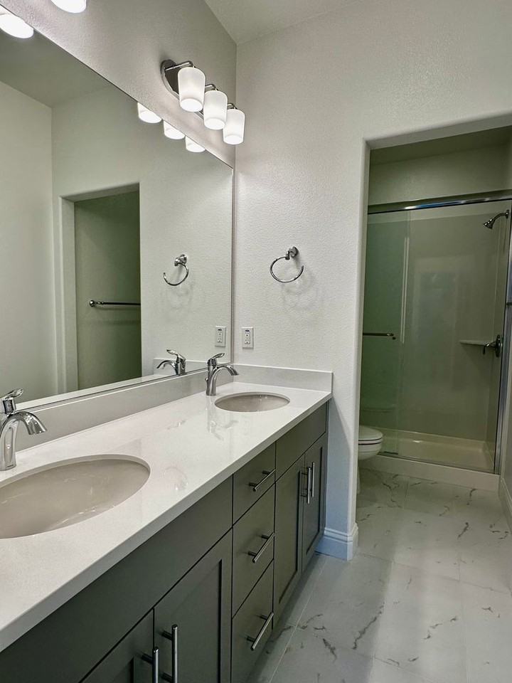 10440 Elm Cir - Photo 5 of 31