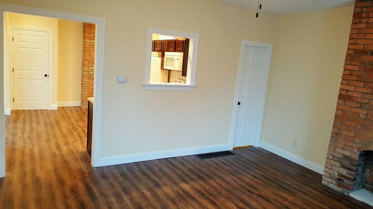 257 South Skidmore Street - Photo 7 of 36