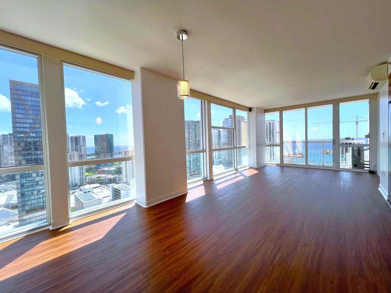 909 Kapiolani Boulevard #3301 - Photo 4 of 23